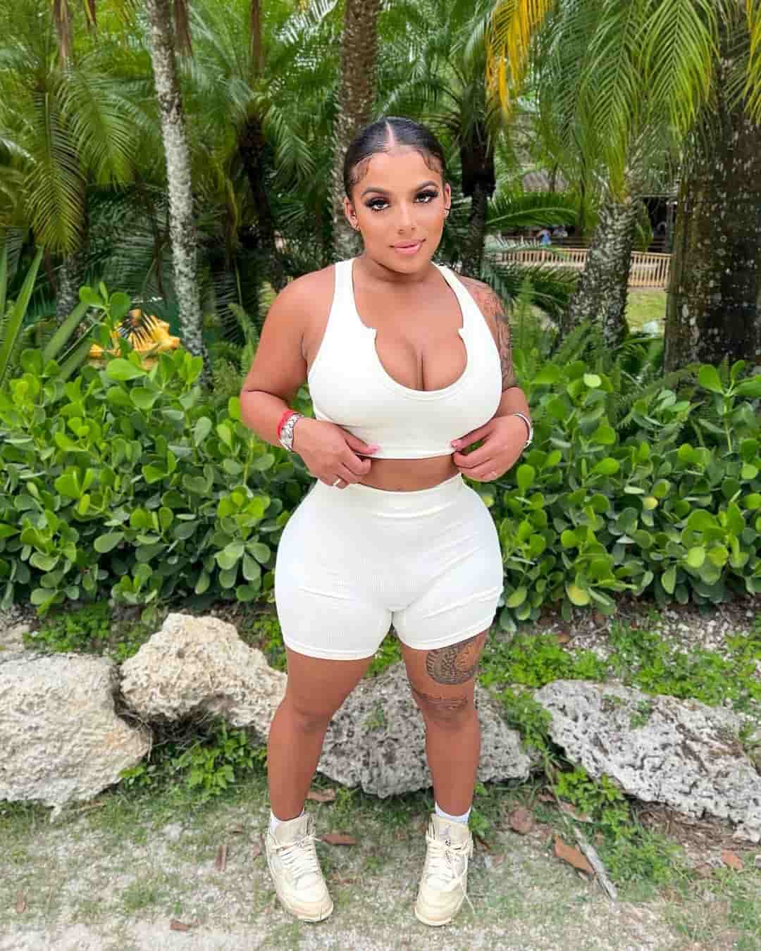 Kkvsh Age Height Net Worth Boyfriend Bio Wiki Facts