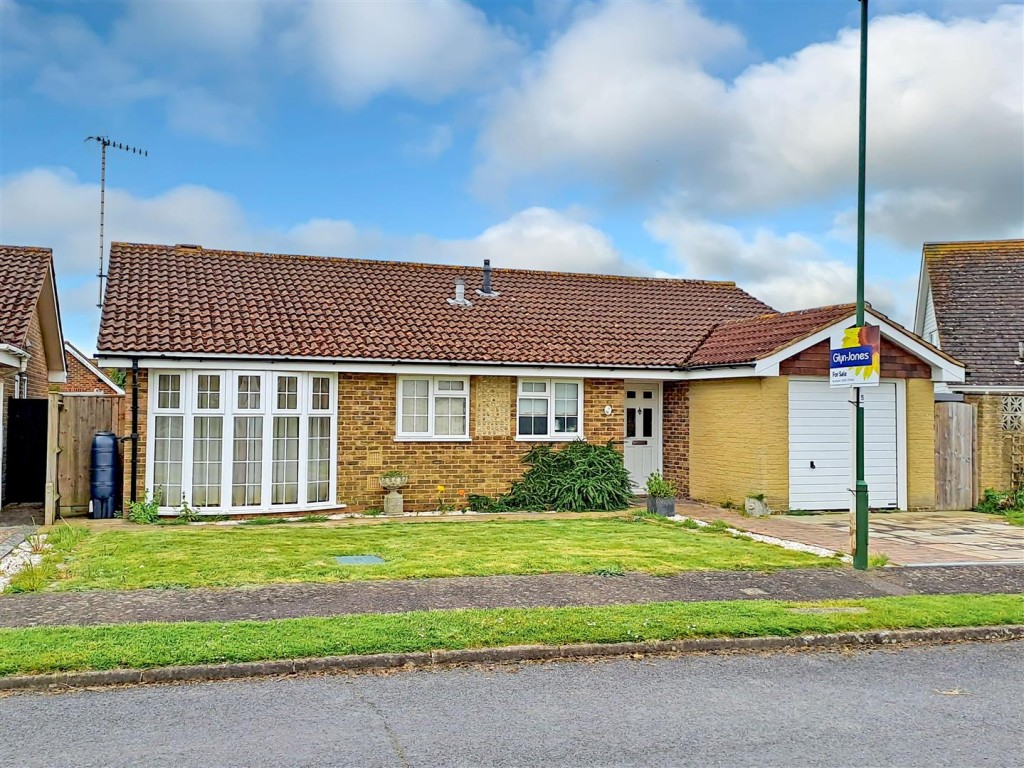 Box Tree Avenue, Rustington, 2 bedroom, Bungalow Detached