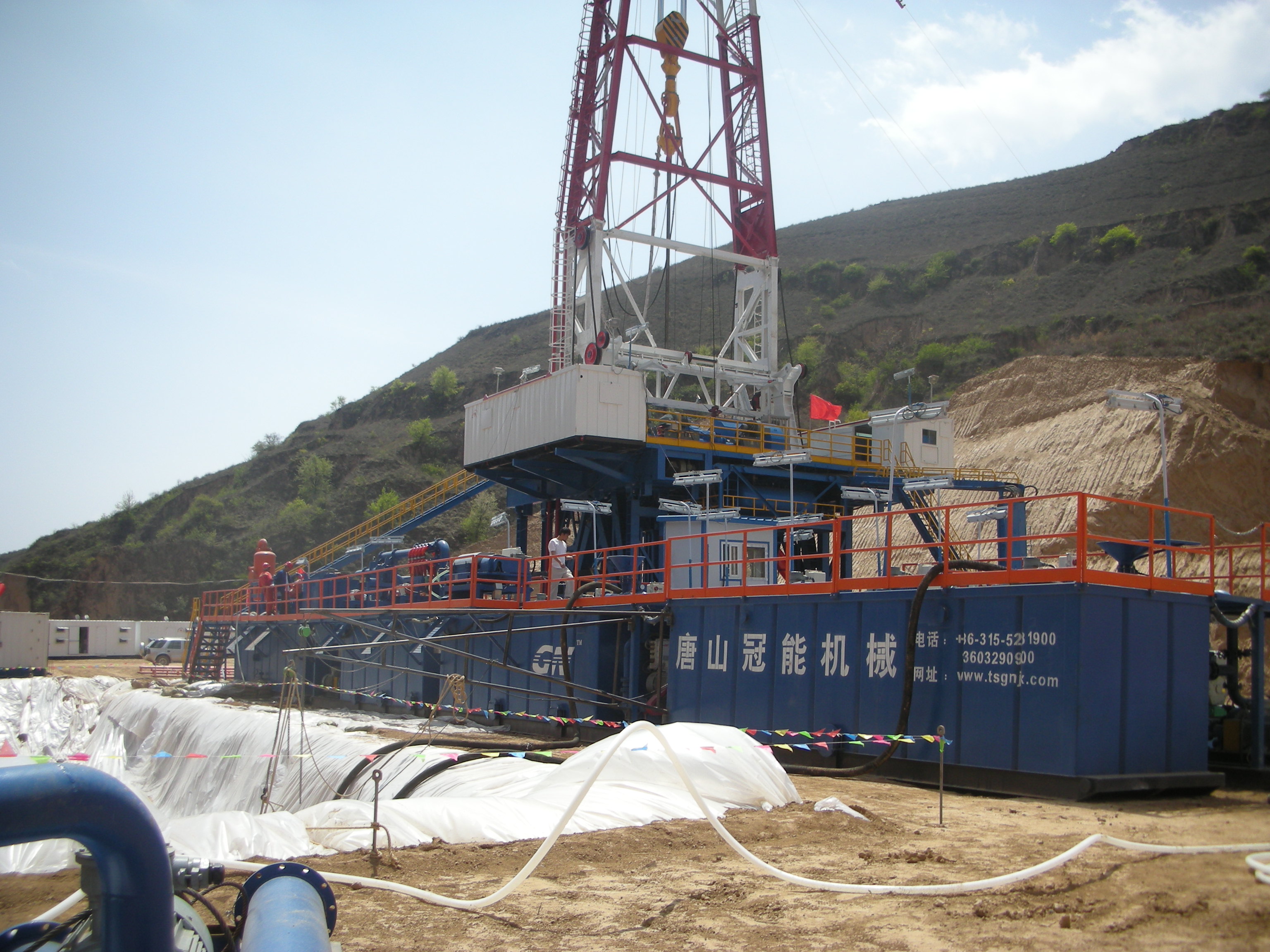 ZJ50 (1500HP) drilling rig mud solids control system