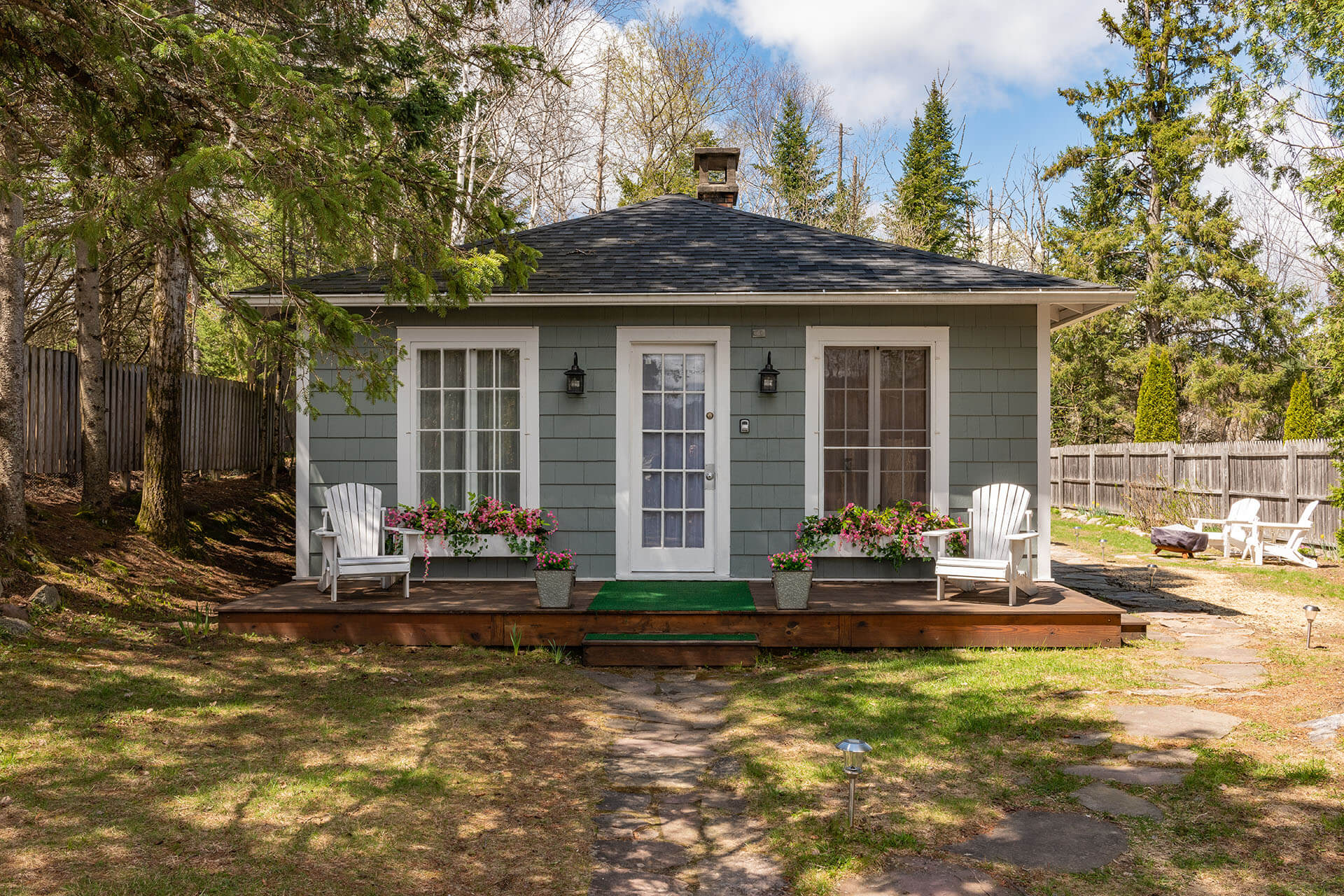 GOCottage Bungalow Vacation Rental Lake Placid, NY
