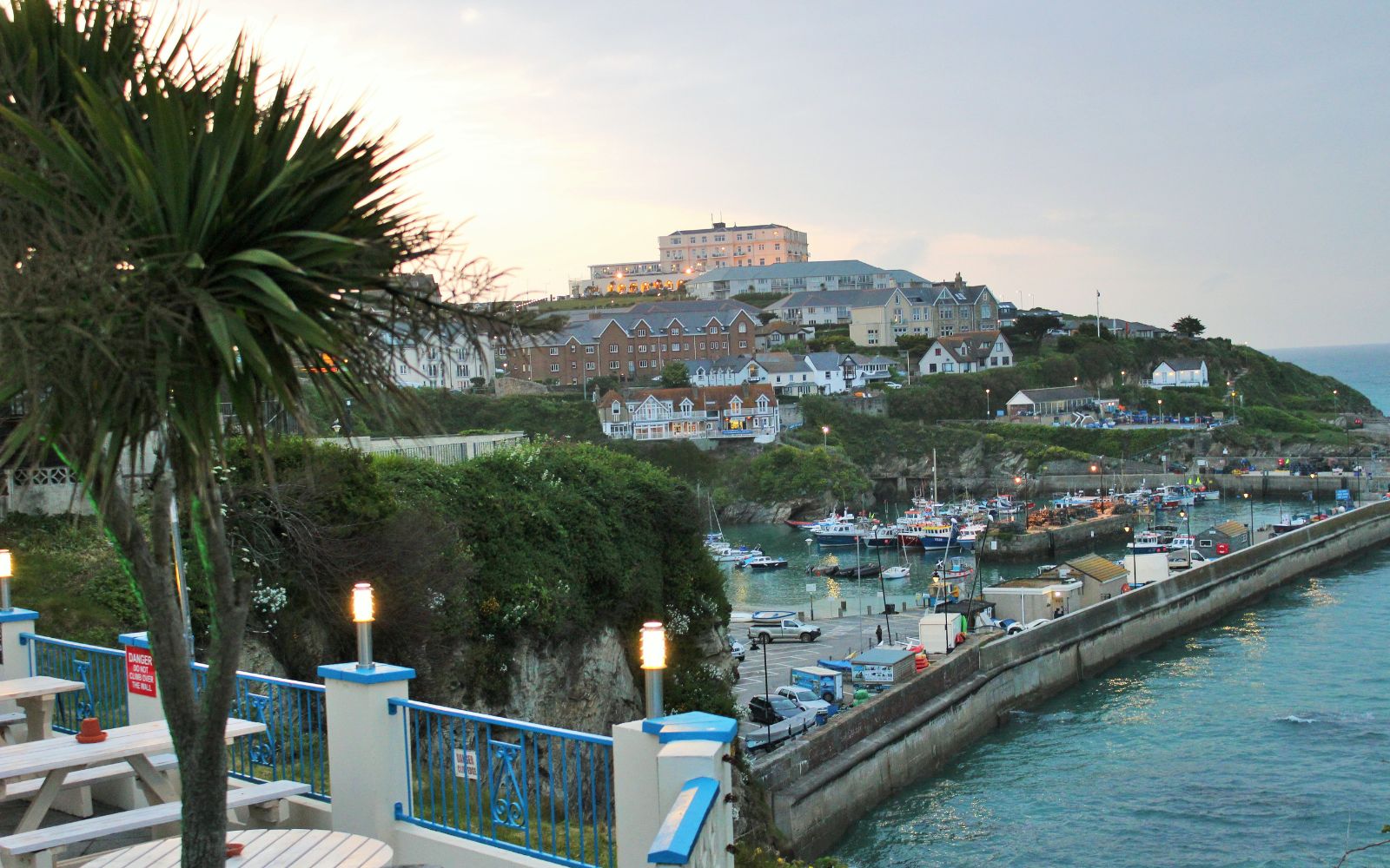 15 Best Pubs and Bars in Newquay England | The Big Savers