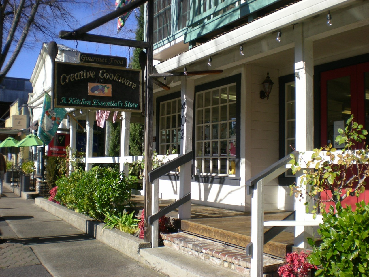 Creative Cookware Beautiful and functional kitchen supplies in Murphys