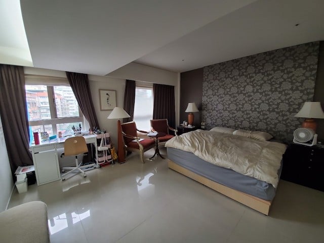 Our (New) 2700 Supersized 3Bedroom Apartment (Taipei) Go Curry Cracker! Our (New) 2700 Supersized 3Bedroom Apartment (Taipei) Go Curry Cracker!