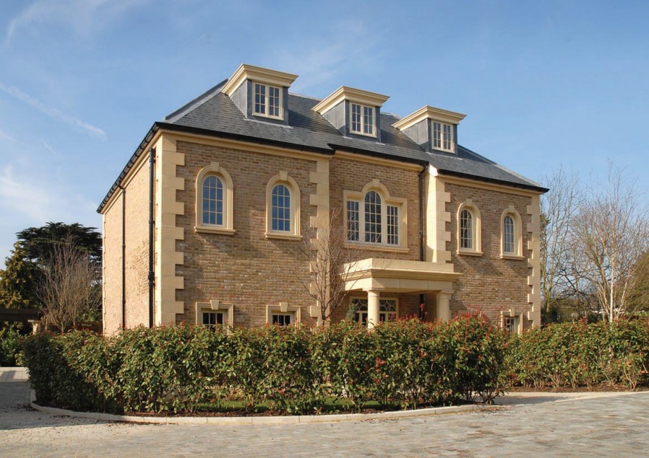 Godfrey & Barr Estate Agents Full Details for Chesham Close, Uphill Road, Mill Hill, NW7