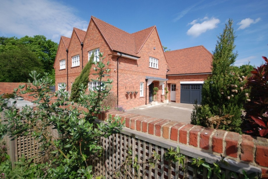 Godfrey & Barr Estate Agents Full Details for Wood Farm, Stanmore, HA7