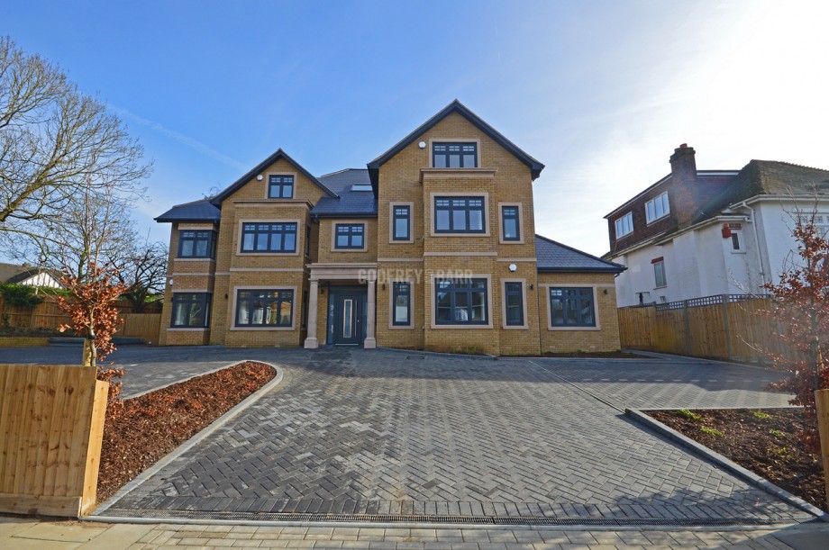 Godfrey & Barr Estate Agents Full Details for Millway, Mill Hill, NW7