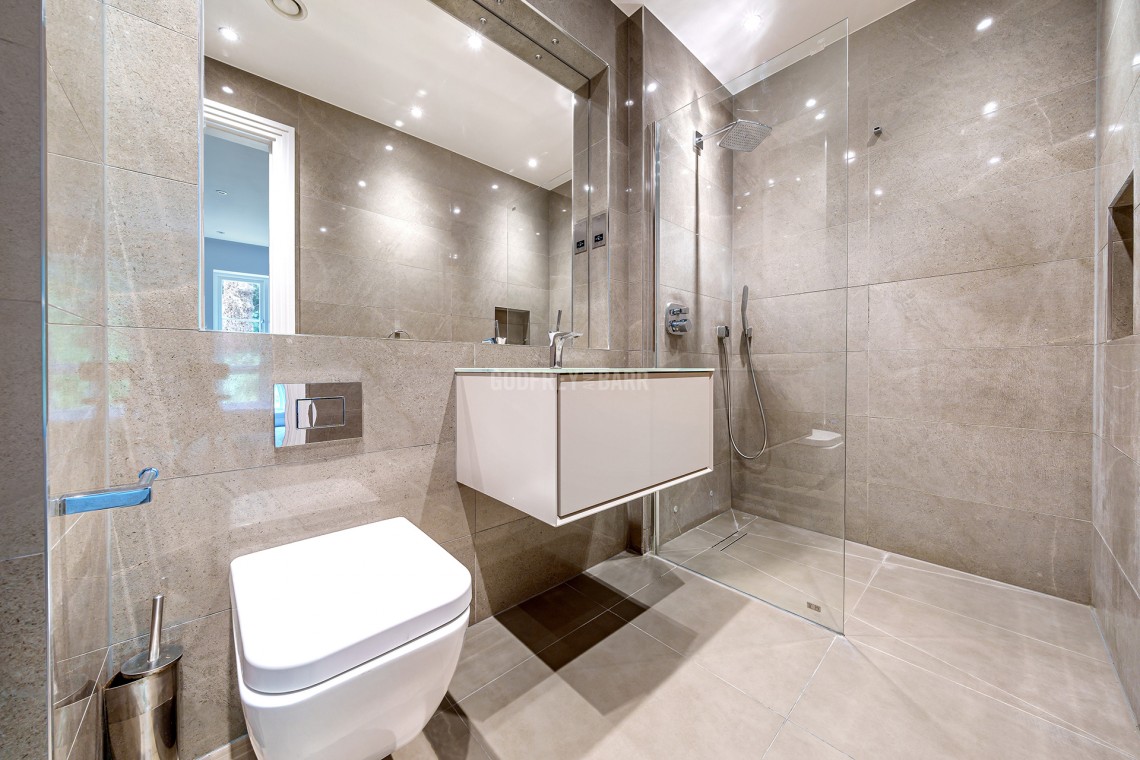 Hammers Lane, Mill Hill, 3 bedroom, Apartment