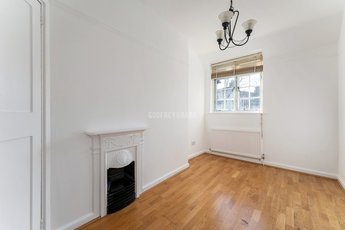 Oakwood Road, Hampstead Garden Suburb, 3 bedroom, Cottage