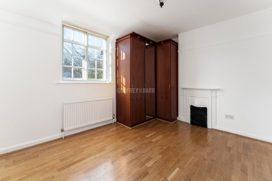 Oakwood Road, Hampstead Garden Suburb, 3 bedroom, Cottage