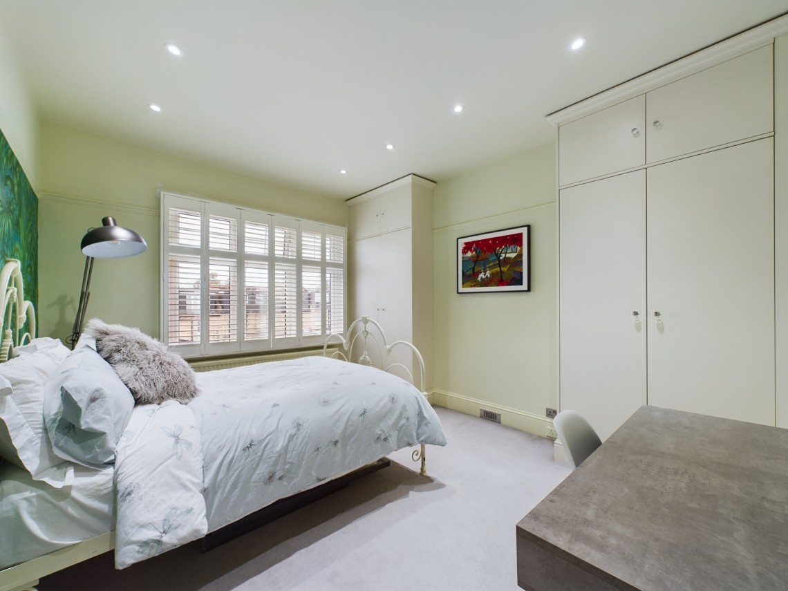 Queens Avenue, Finchley, 4 bedroom, SemiDetached