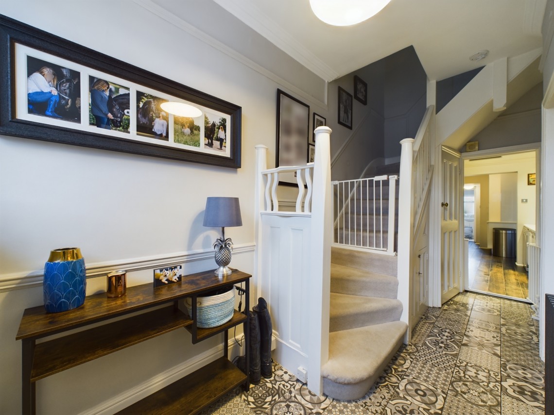 Queens Avenue, Finchley, 4 bedroom, SemiDetached