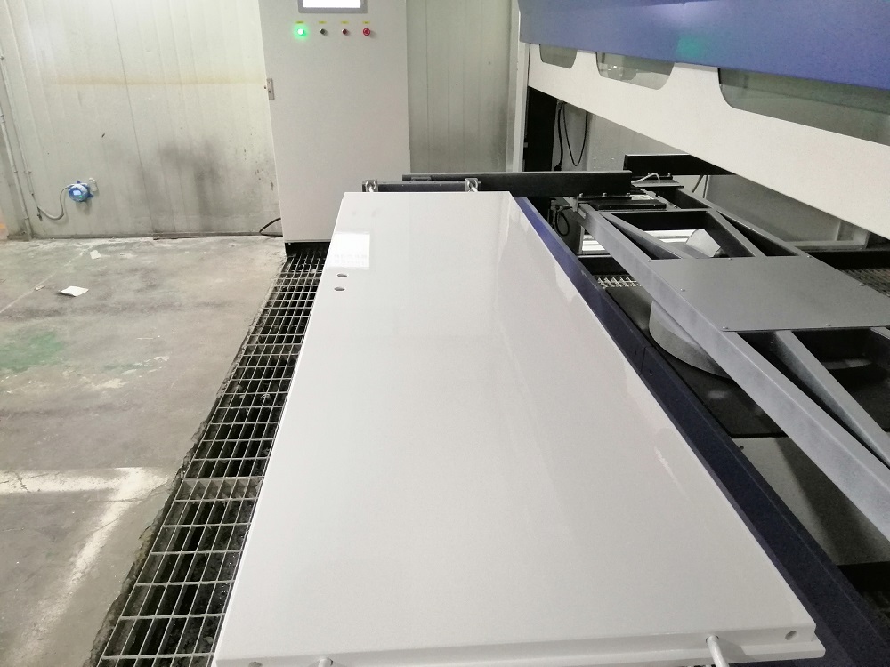 3 Reasons Why You Need a Door Paint Spray Machine