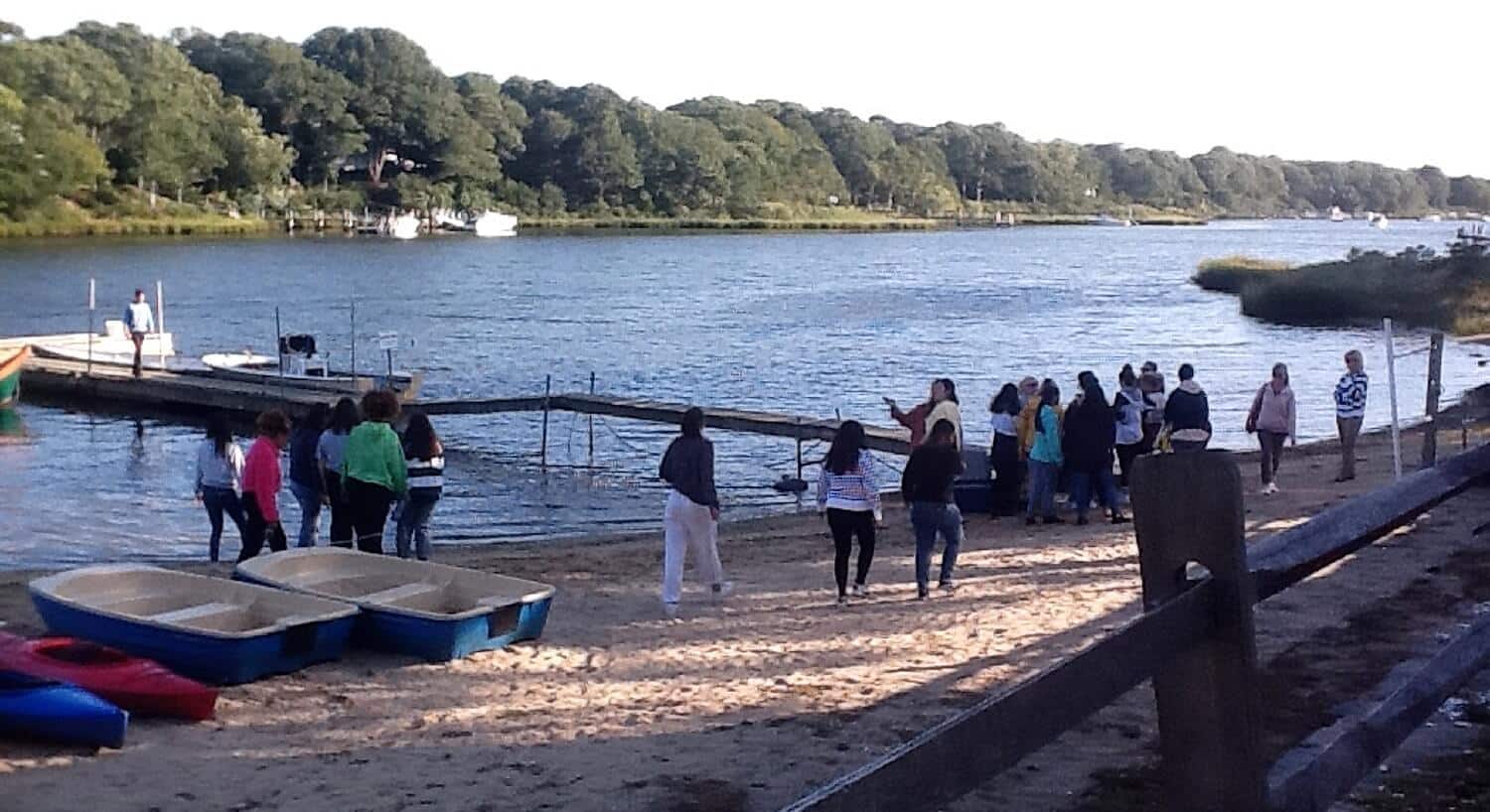 See Photos of Green Harbor Waterfront Lodging in Falmouth Massachusetts