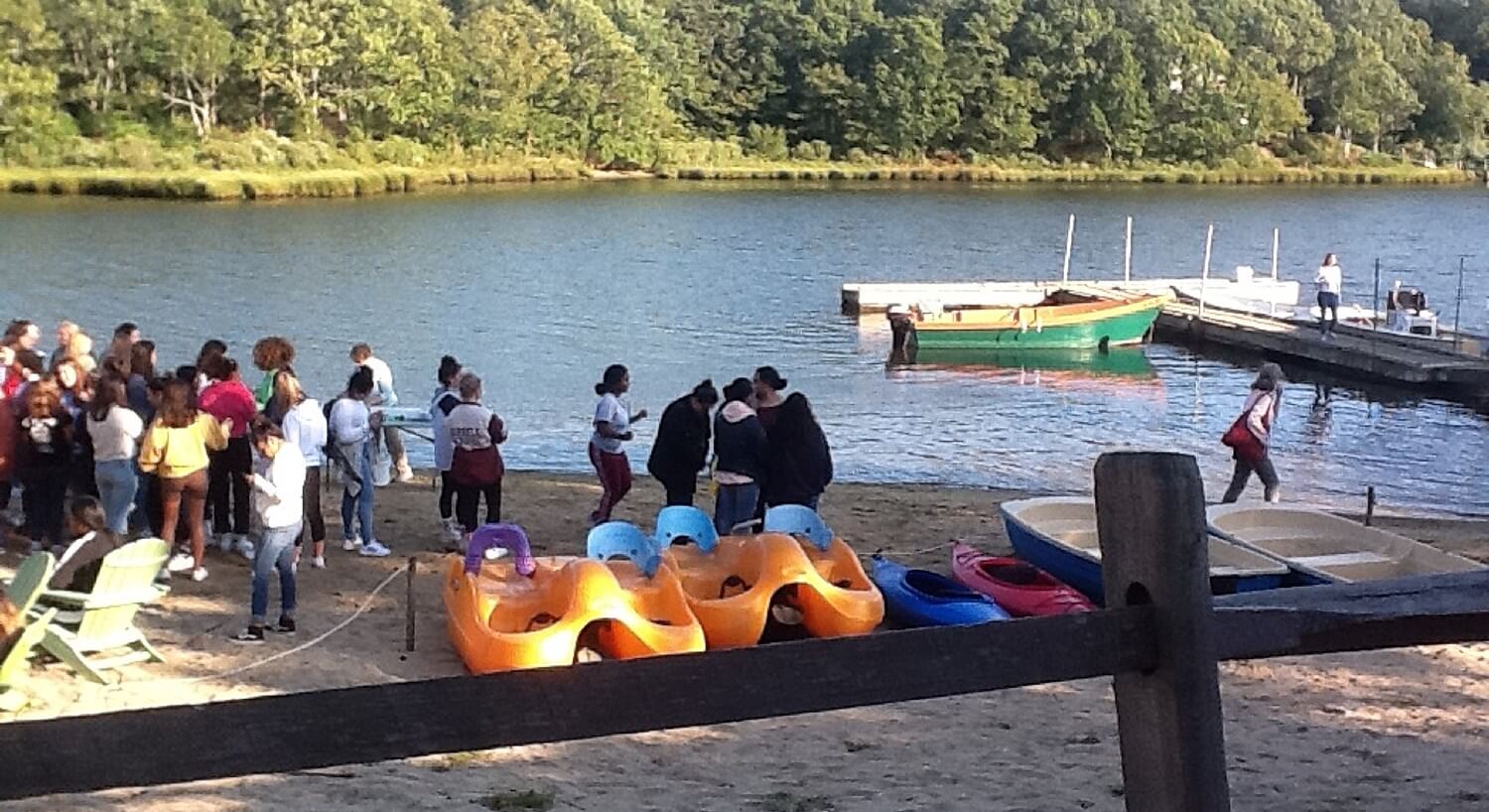 See Photos of Green Harbor Waterfront Lodging in Falmouth Massachusetts