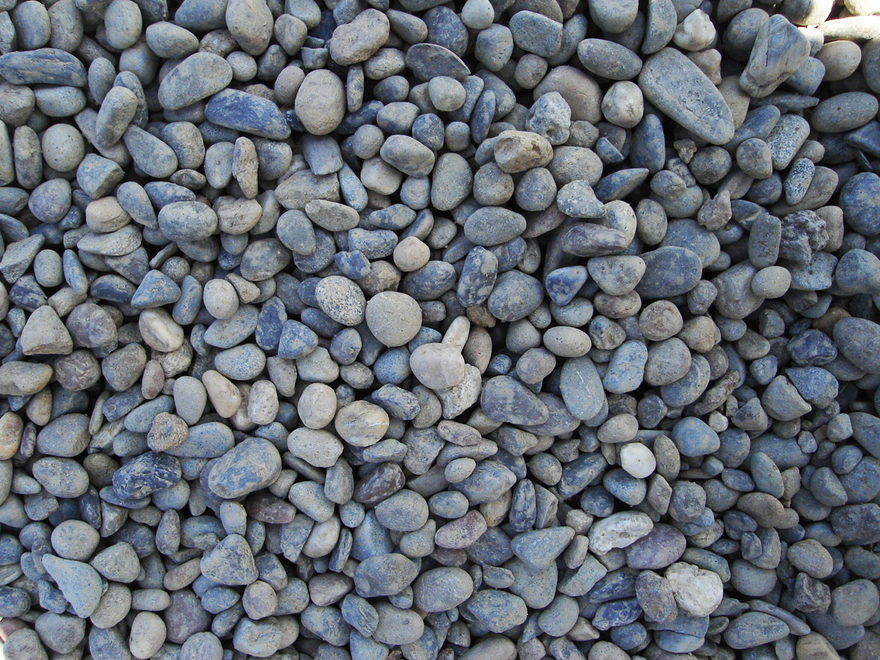 1/4 x 3/4 River Rock Hastie's Capitol Sand and Gravel Rock, Topsoil