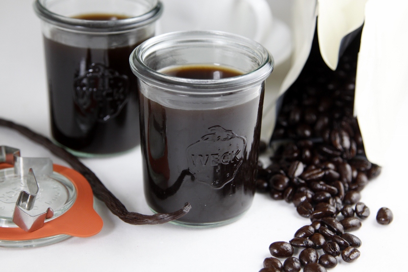 DIY How to make Homemade Kahlua Going Evergreen