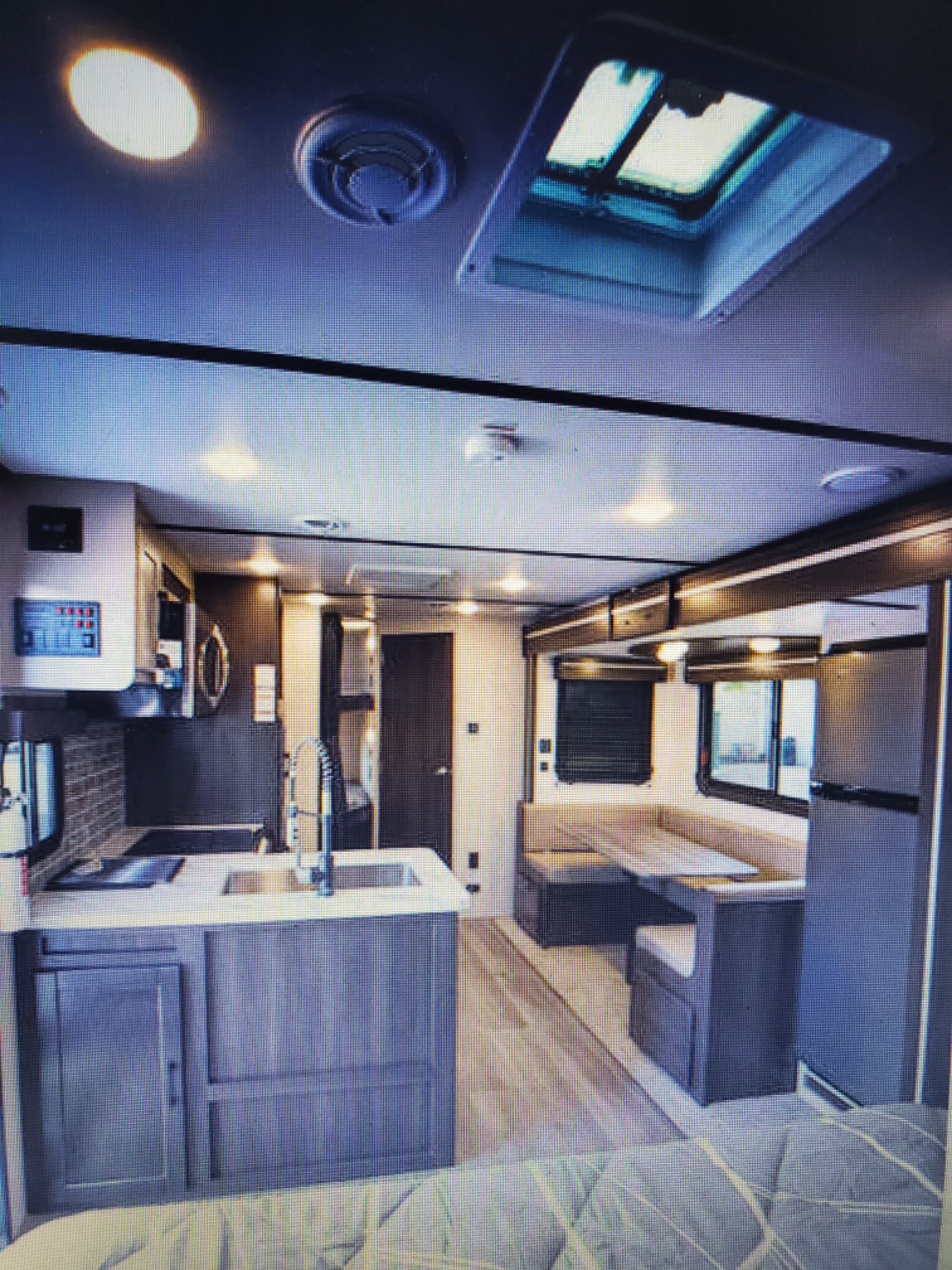 27′ Cruiser Aire Travel Trailer for Rent Phoenix Going Places RV Rentals