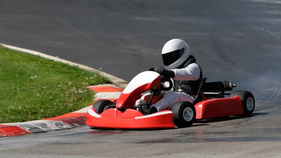 10 Pro Tips to Master GoKart Cornering GoKartGuide