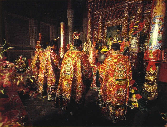 An Introduction to Taoism (4) Cosmos and Gods