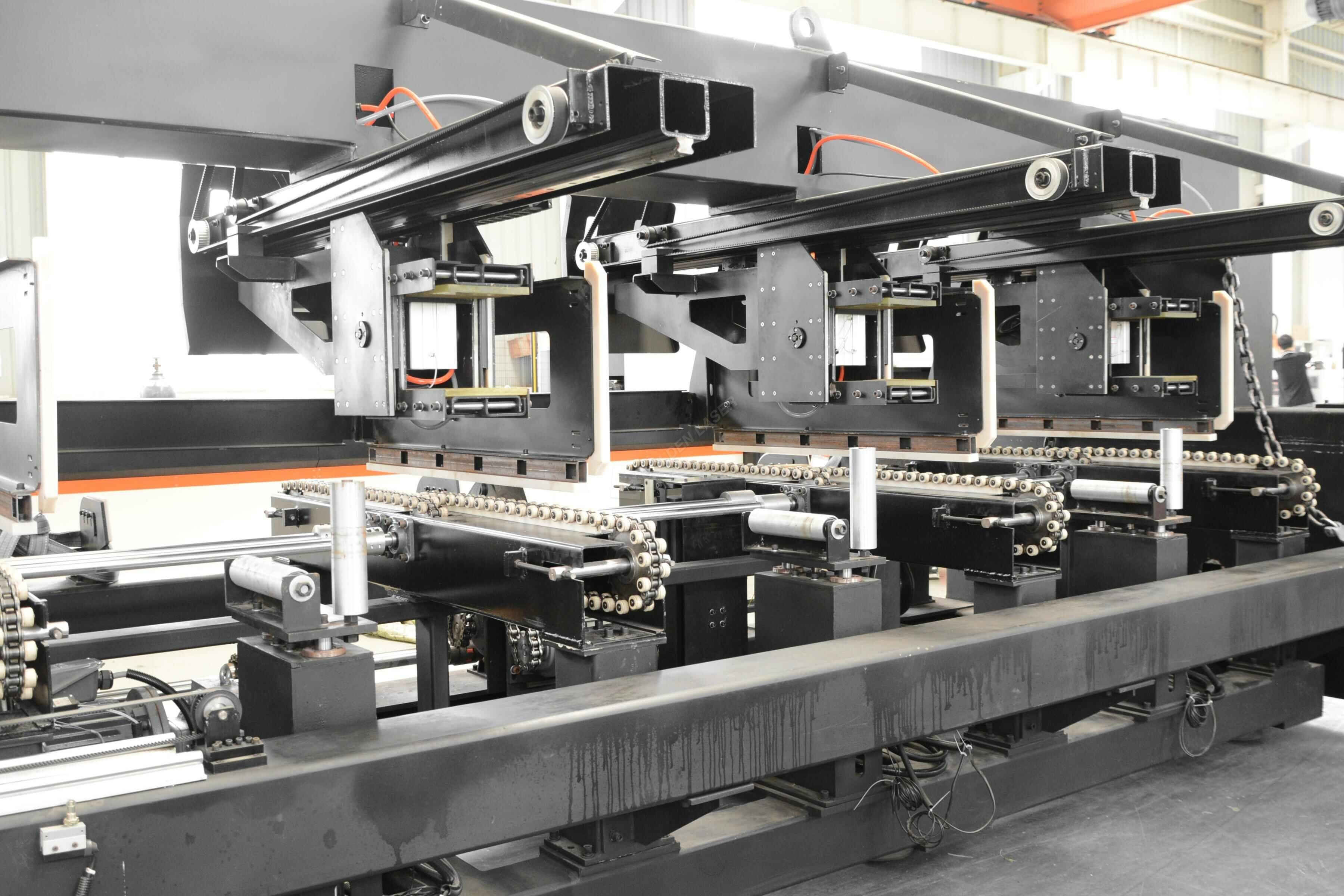 Fixed Competitive Price Sklm1325 Model Mixed Co2 Laser Cutter Hot