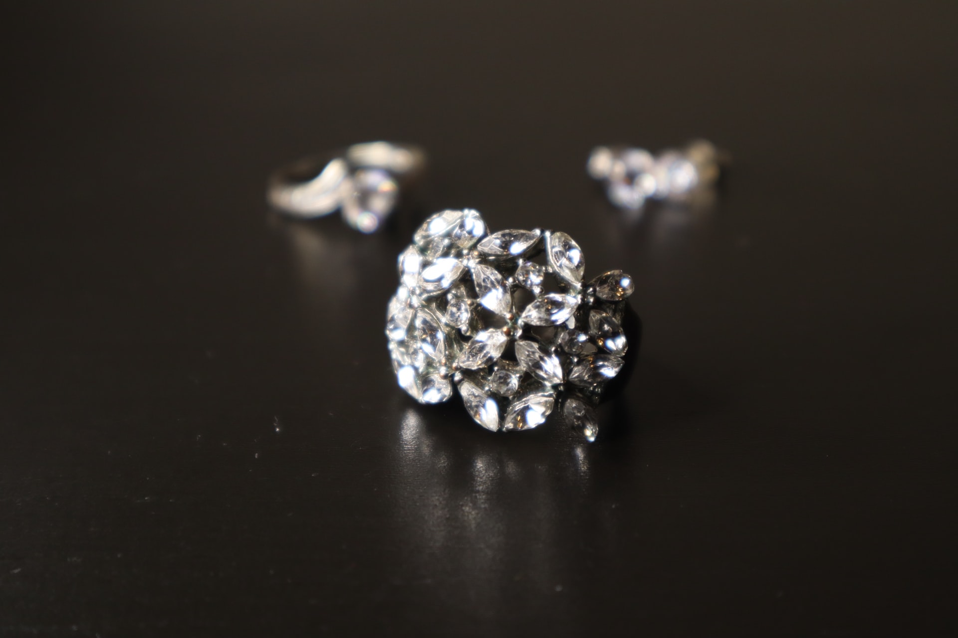 A Look at the Impact of ManMade Diamonds Gold Points