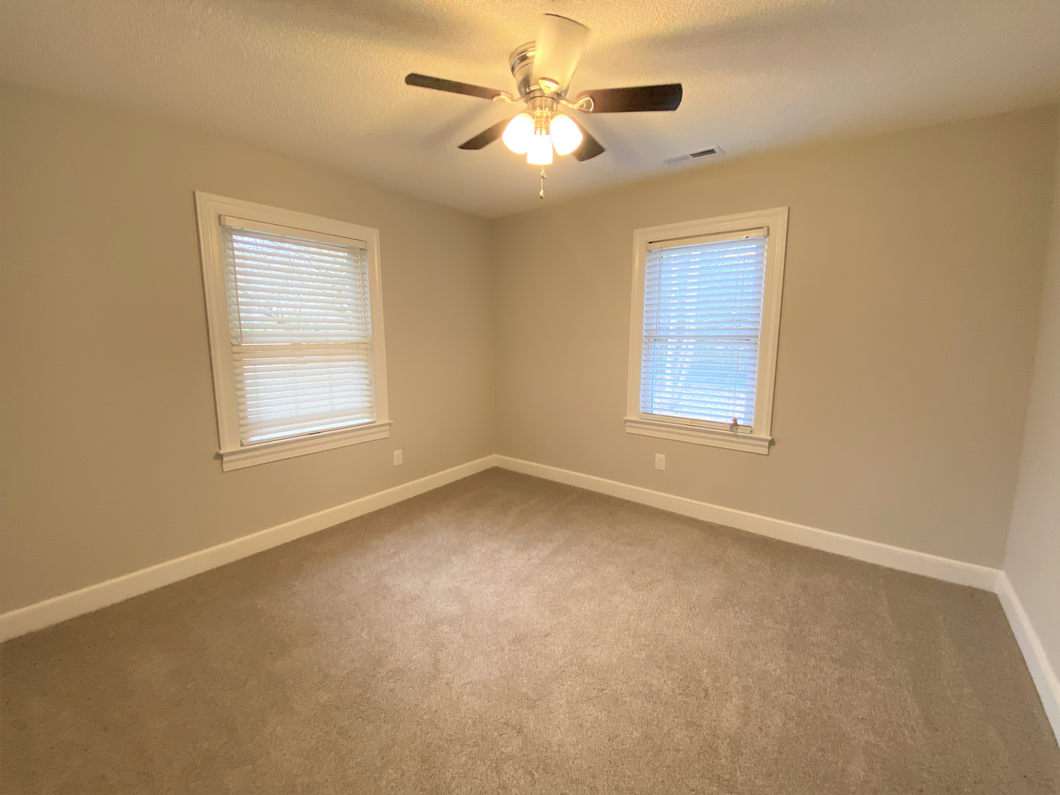 2811 McLain Street Dees & Tyndall Rental Agency