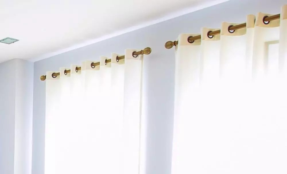 Grommets vs. Eyelets What’s the Difference? GoldStar Tool Blog