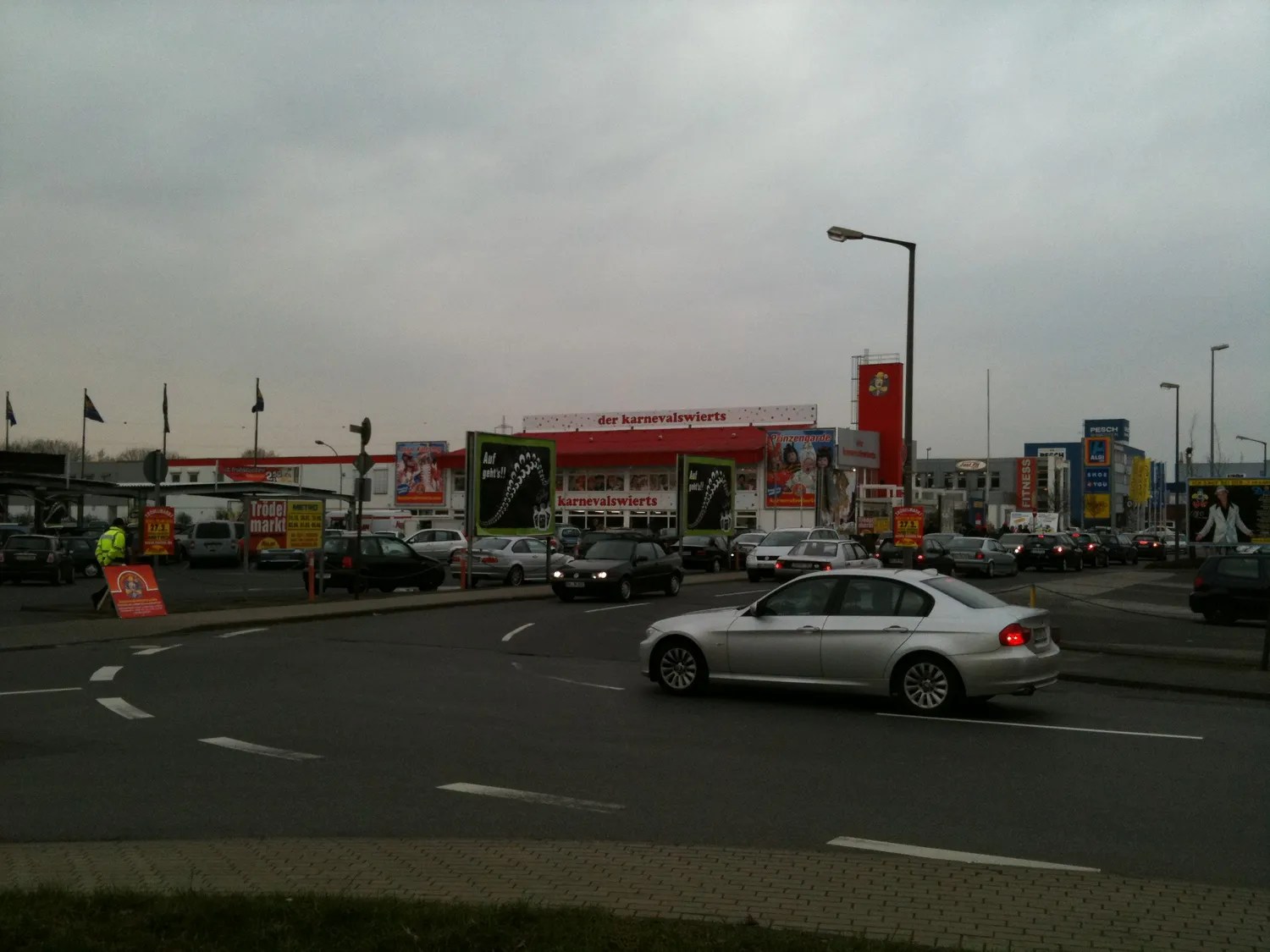 "Der Karnevalswierts" Wierts & Sohn OHG 3 Bewertungen Köln Godorf