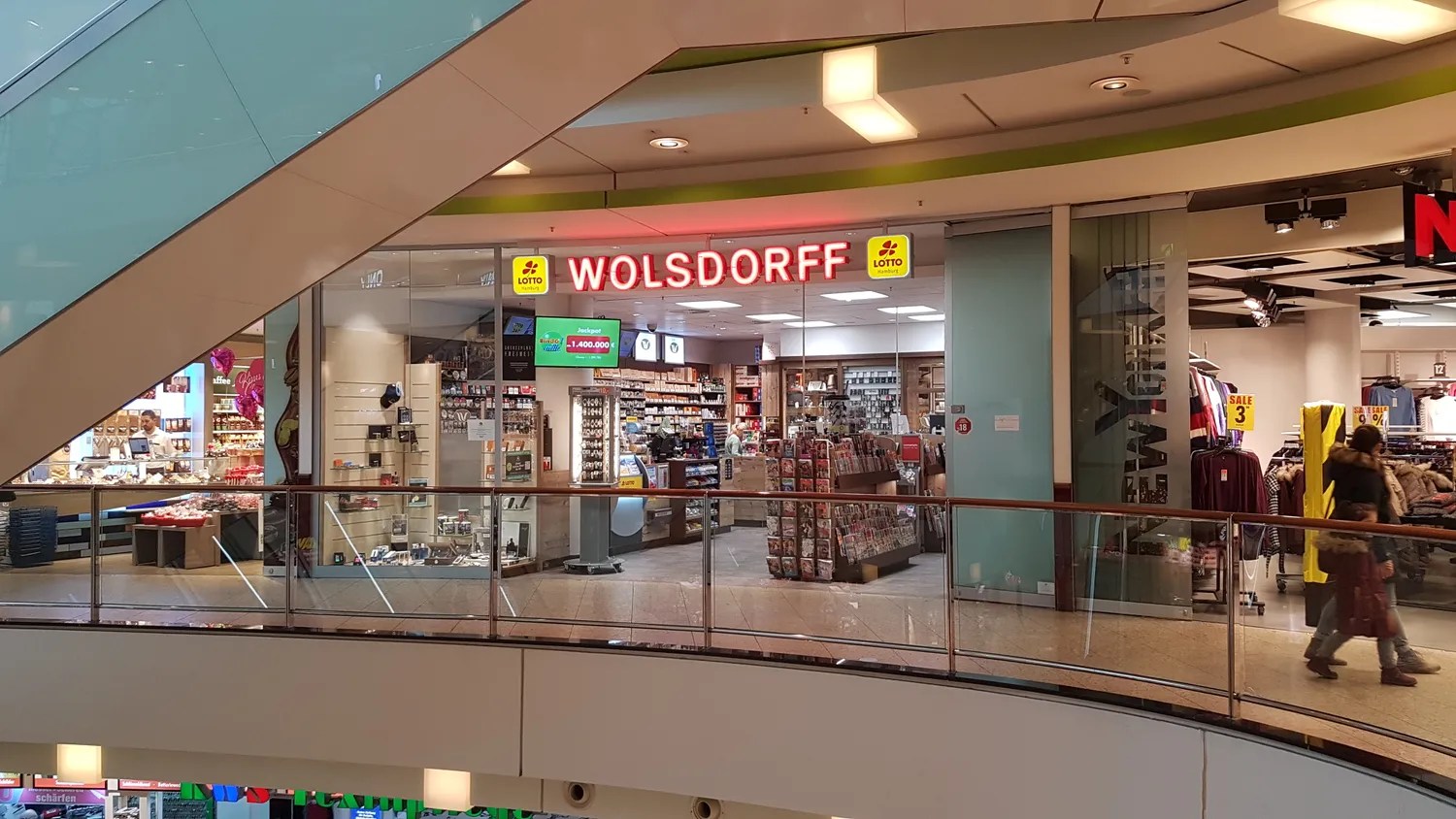 Wolsdorff Tobacco 2 Fotos Hamburg Harburg Hannoversche Straße