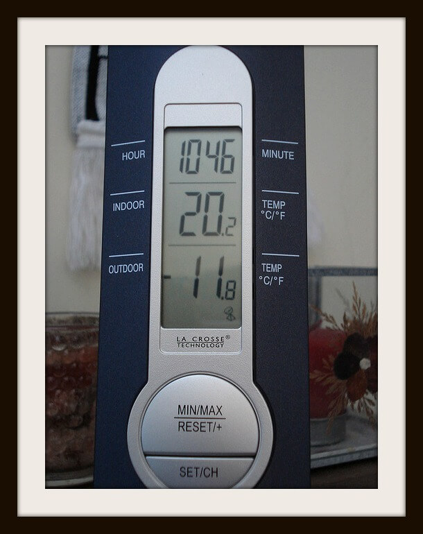 10 From GEM Quick Ways To Relieve Dry, Winter Hair, Skin, And Nails