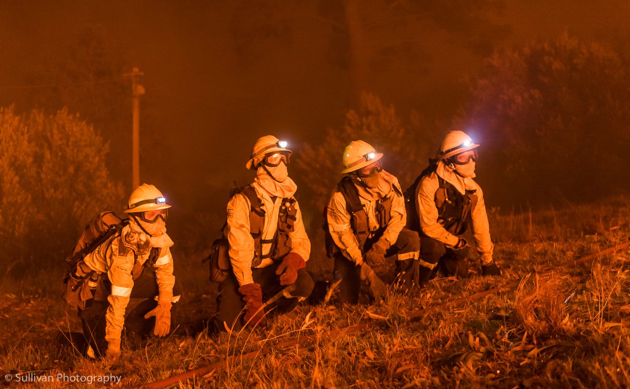 Incredible photographs honouring South Africa’s 2017 Firefighters in action