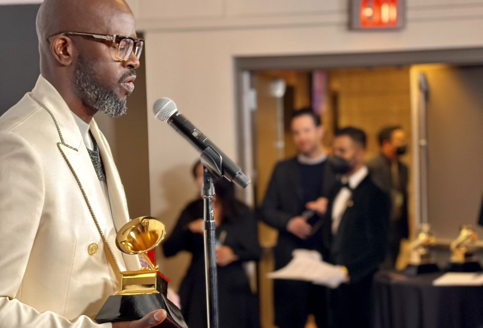 Watch Black Coffee Just Became a Grammy Winning Artist! LaptrinhX / News