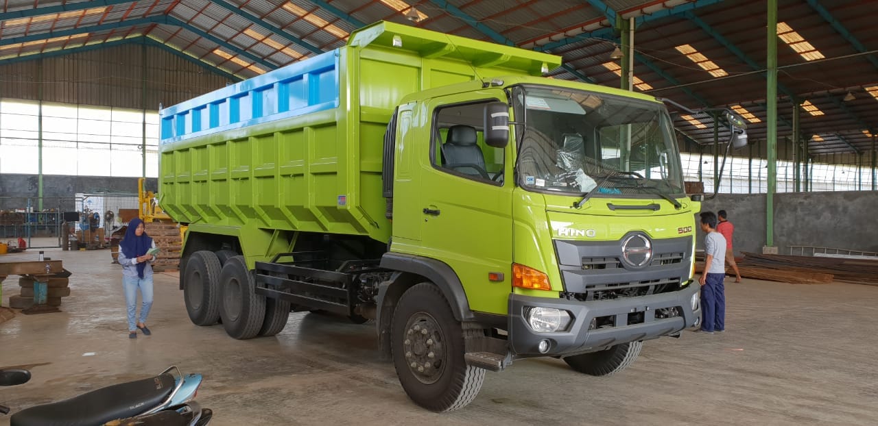 Rental Dump Truck