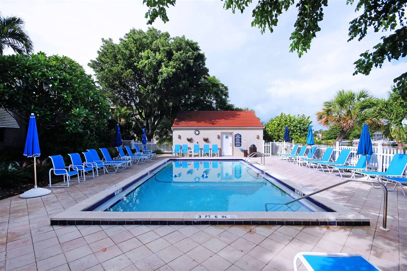 Sanibel Moorings Vacation Condo Rentals Sanibel Island, Florida Rentals