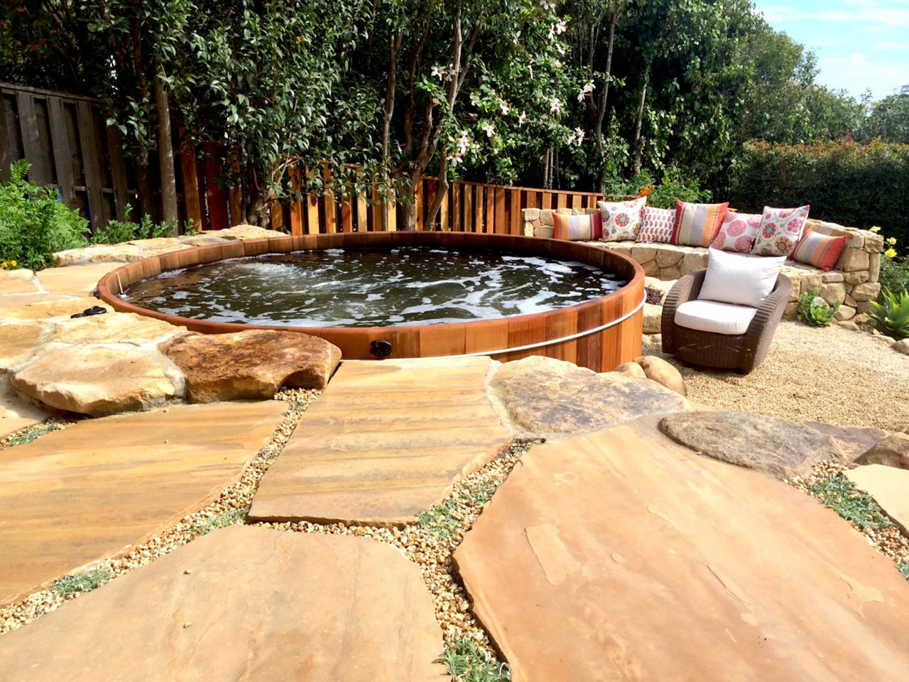 Wooden Hot Tubs and Spas Gordon & Grant