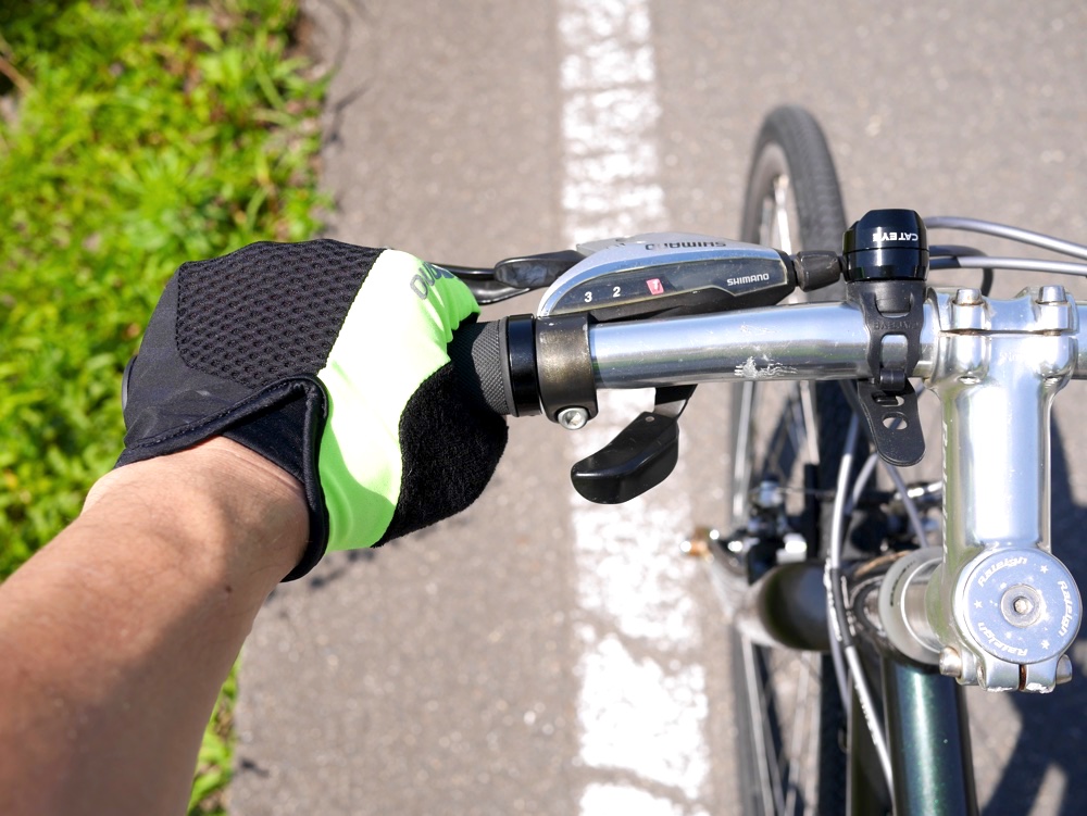 自転車の長距離ライドで手のひらが痛い…! ロードバイク・クロスバイクにはグローブ着用が必須でウィッシュ! ごりらのせなか