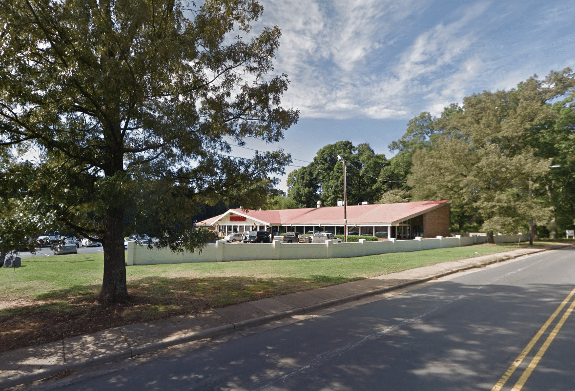 Bus Stop 3302 Queen City Dr Bus2nyc