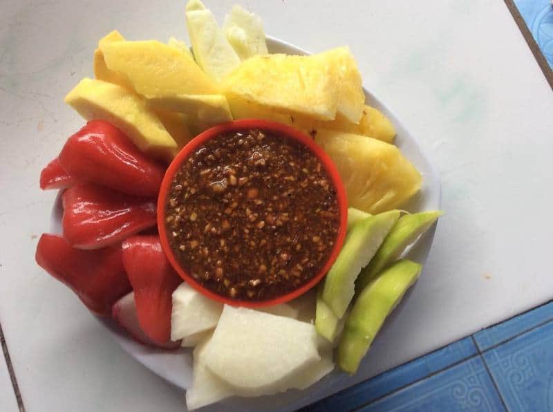 11 Sajian Rujak Nusantara, Pedas Menyegarkan 11 Sajian Rujak Nusantara