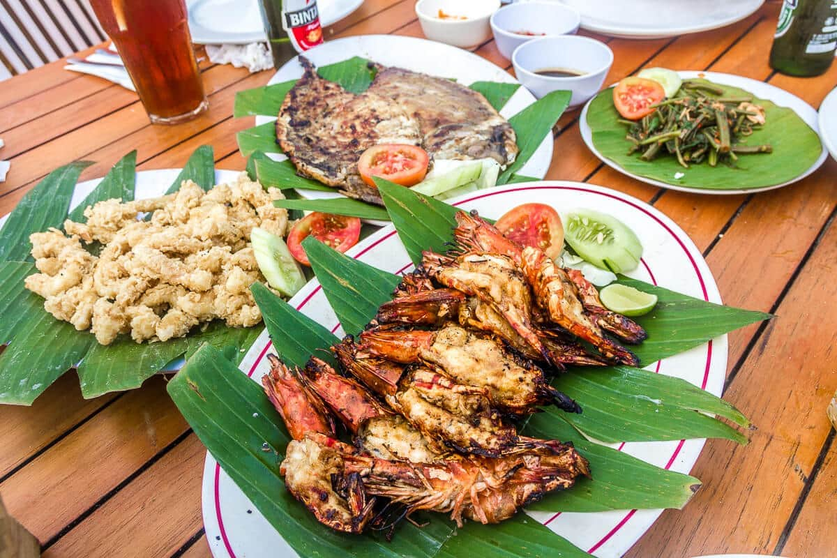 Tempat Makan Seafood Pinggir Pantai Di Bali