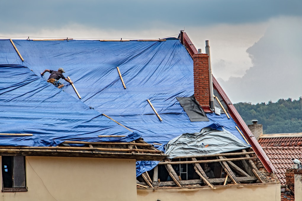 How To Tarp A Roof (The Right Way) And Mitigate Storm Damage Gouge