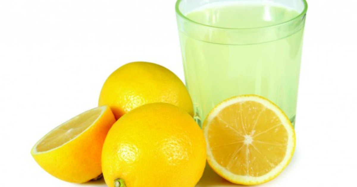 Why EVERY Day Should Start with a Glass of Lemon Water