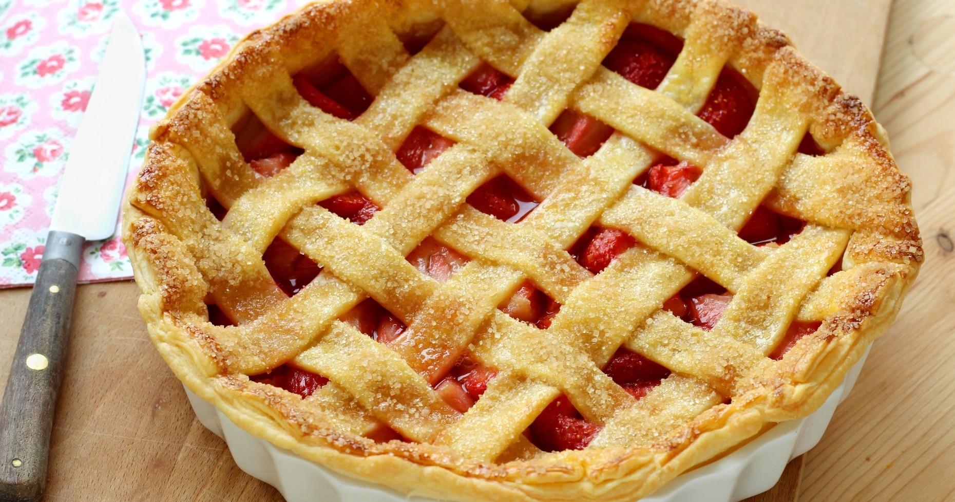 Baking 101 How to Weave the Perfect Lattice Pie Crust
