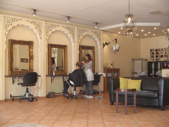 Friseur Rosi in Bad Nauheim, In den Kolonnaden 15 GoYellow.de