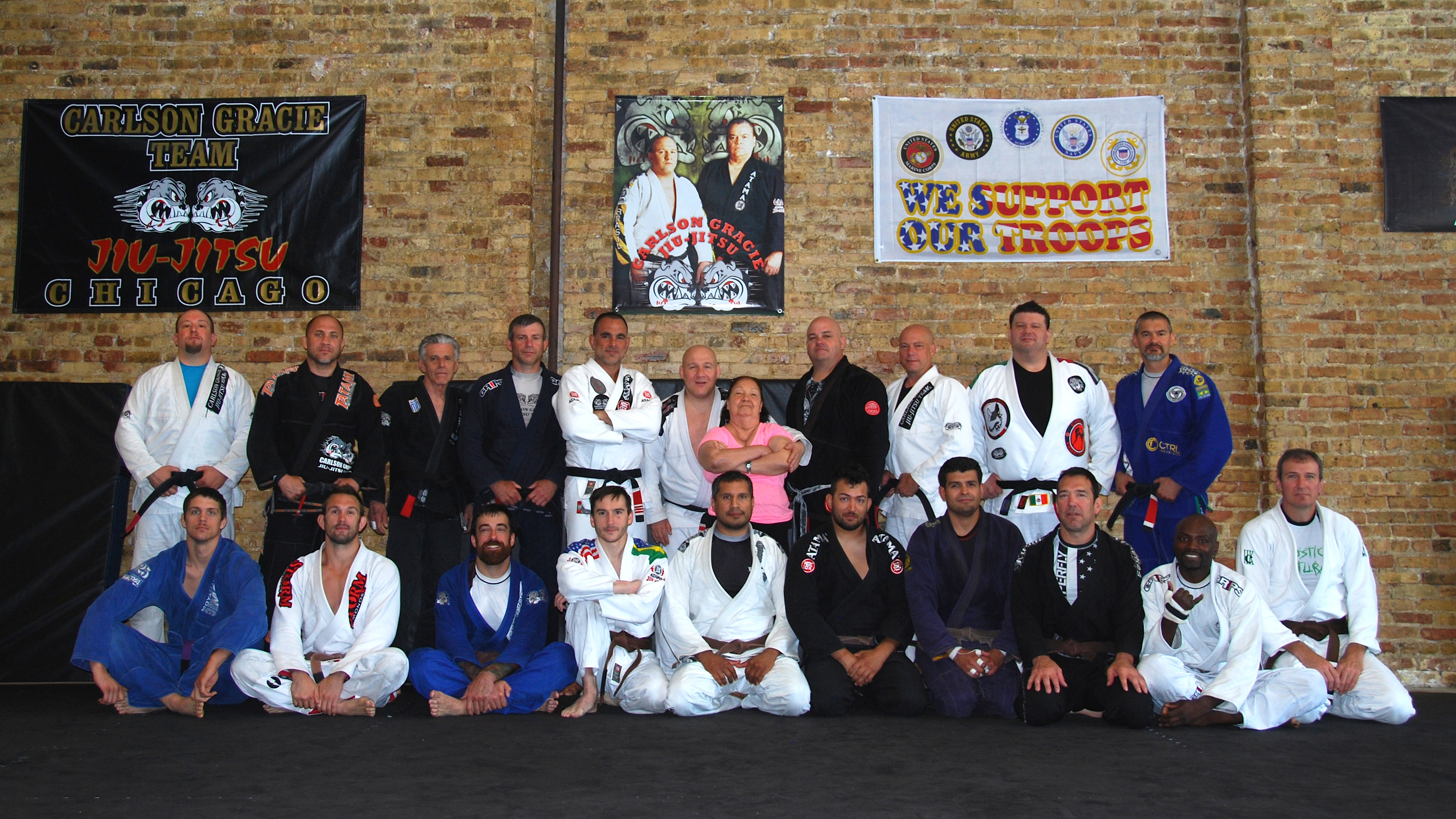 Carlson Gracie JiuJitsu team gathers at headquarters in Chicago