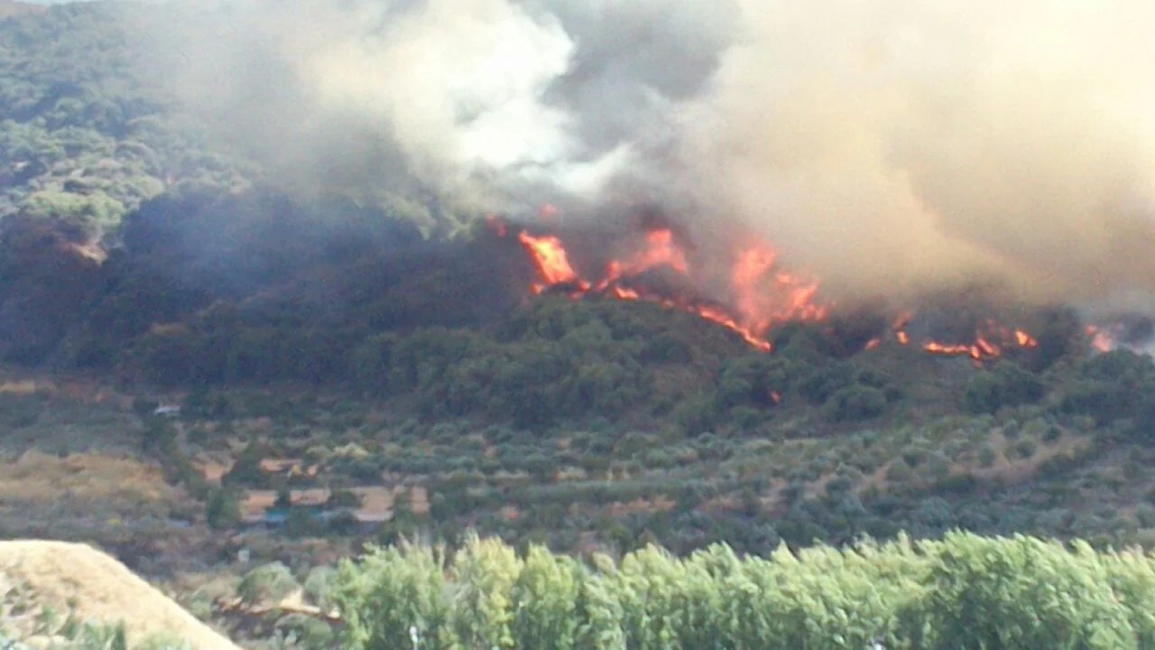 Resumen del fin de semana del incendio de Cenes de la Vega a la