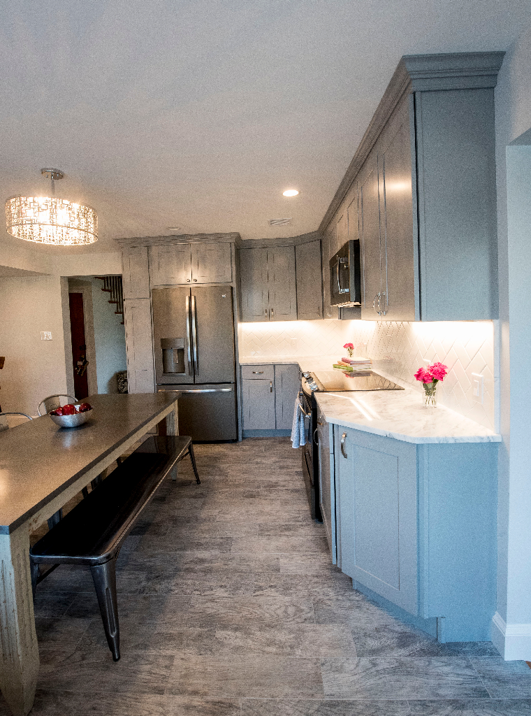 Gallery Kitchens and Baths by Grande Decor