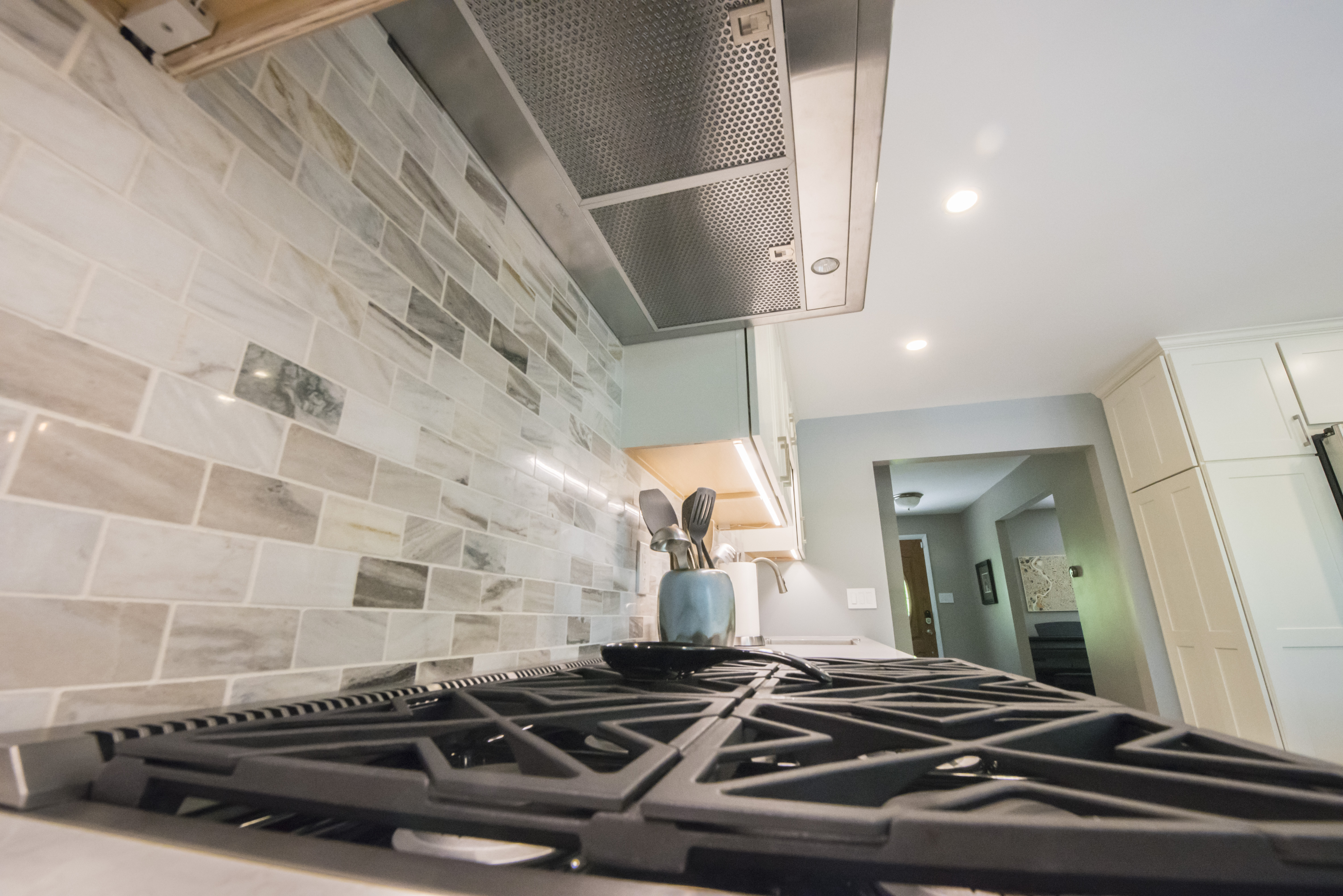 Gallery Kitchens and Baths by Grande Decor