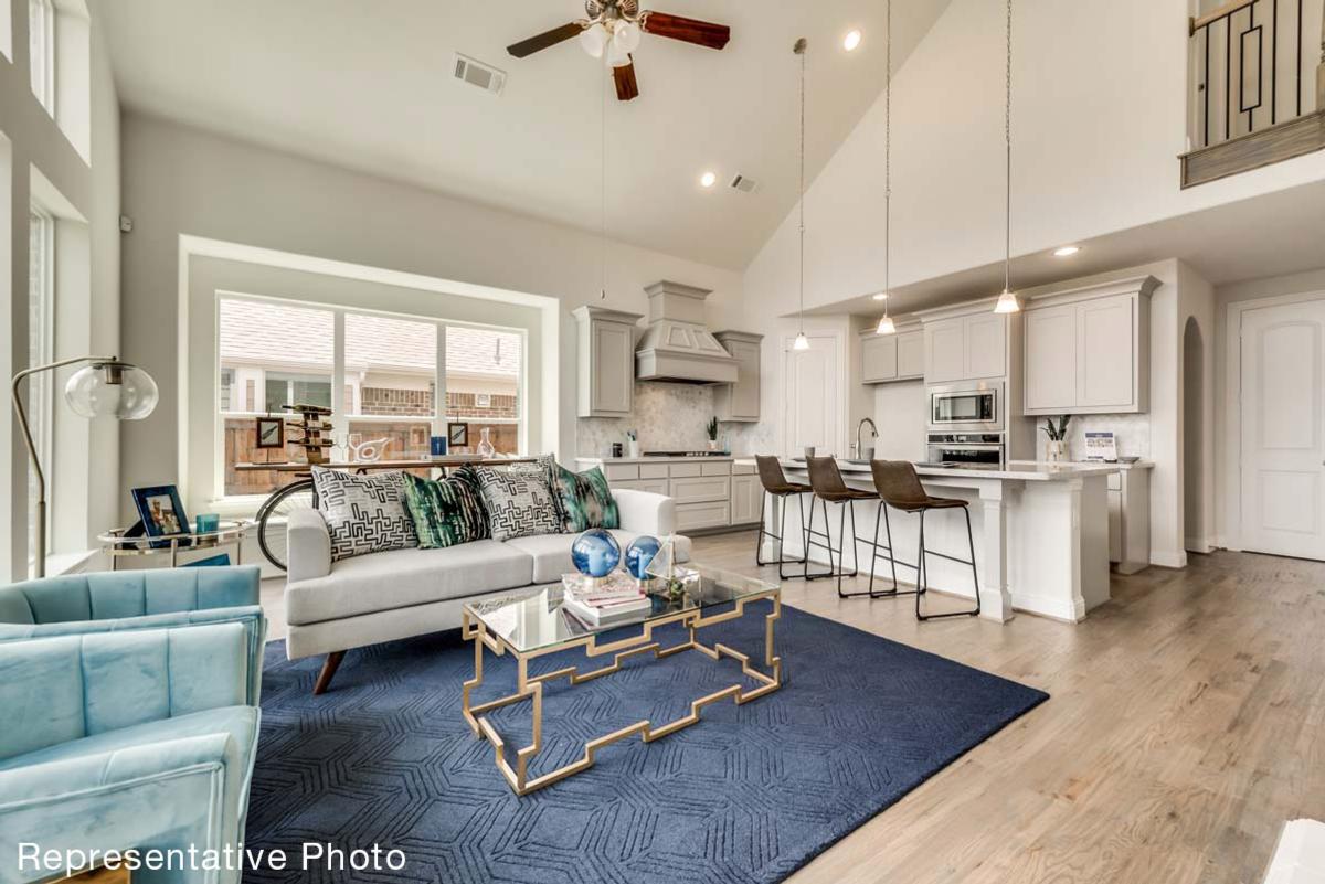 New Home in Garland Texas 306 Gleneagles Dr