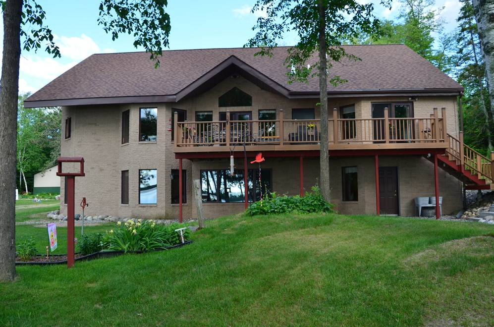 Coldwell Banker/Northwoods Realty Charlotte McDermott Grand Rapids