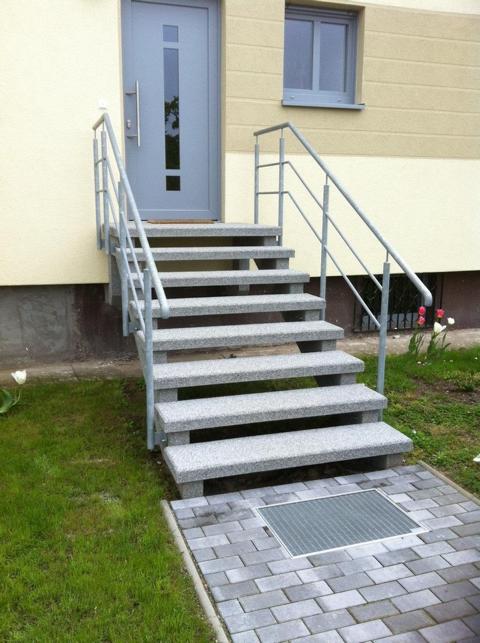 Außentreppen Aus Granit Oder Waschbeton